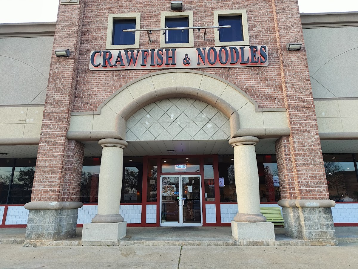 Crawfish & Noodles